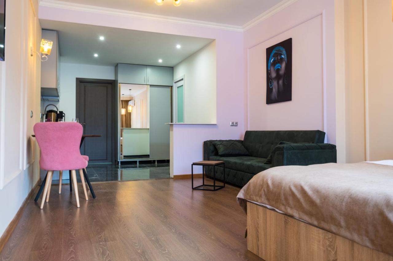 Iren River Side Apartments Τυφλίδα Εξωτερικό φωτογραφία