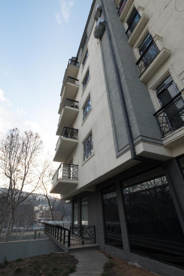 Iren River Side Apartments Τυφλίδα Εξωτερικό φωτογραφία